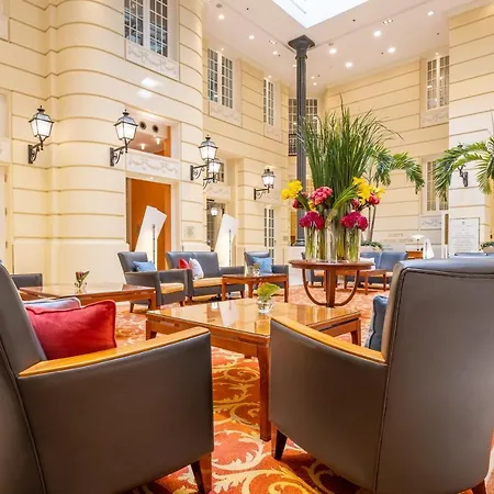 ホテル ポローニア パレス 4*
