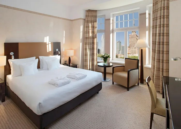 波洛尼亚宫大酒店