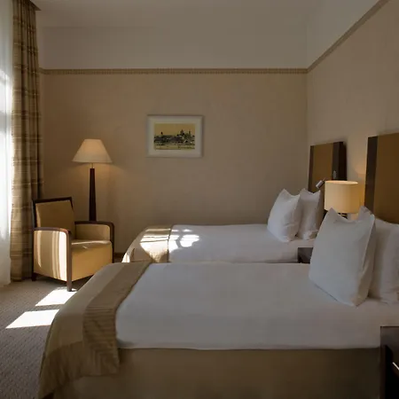 Polonia Palace 4* Varşova