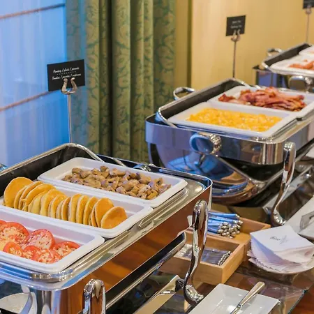 Polonia Palace Hotel 4*