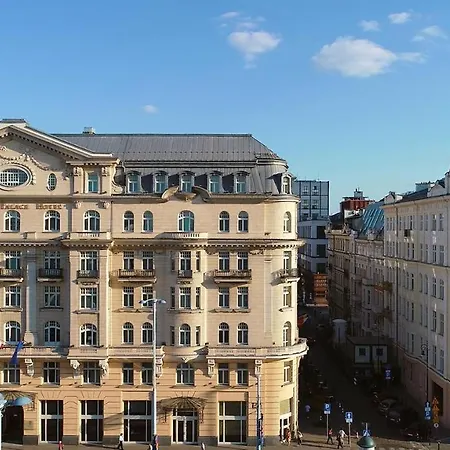 Polonia Palace Varsovie