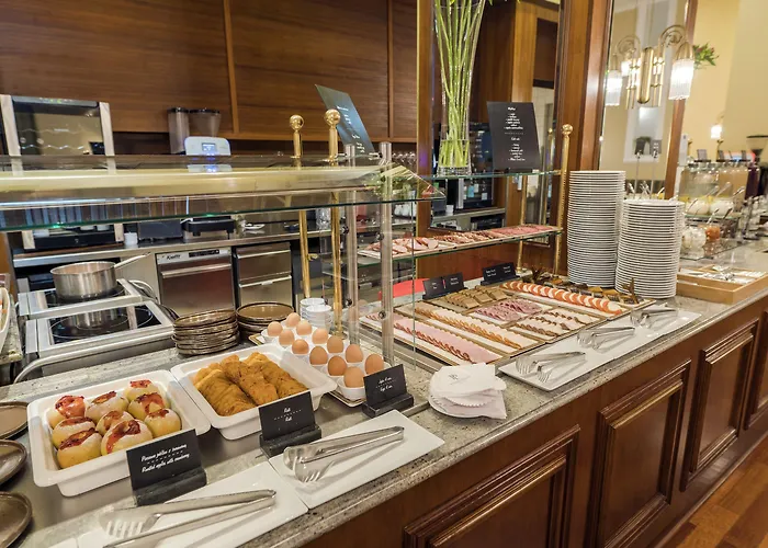 Otel Polonia Palace Varşova